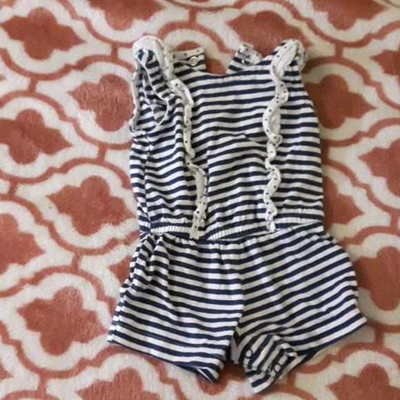 6/$15 size 3M cute blue white striped onesie - Picture 2 of 9